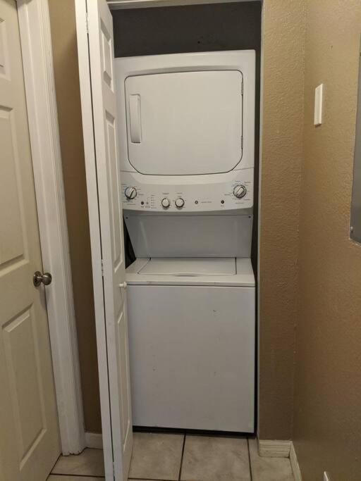Appartement Snowbirds Escape / Vacation Gateway #A à Englewood Extérieur photo